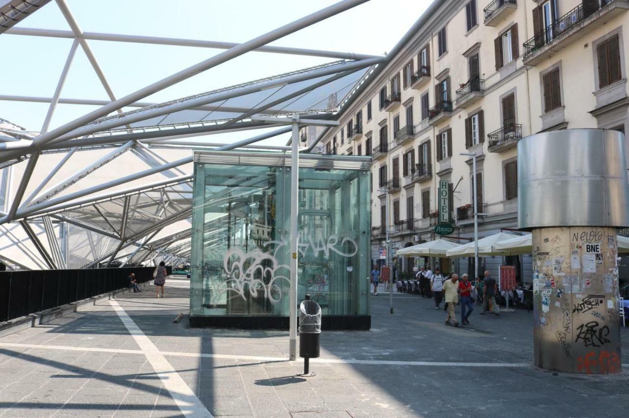 Garibaldi Station * Nápoles